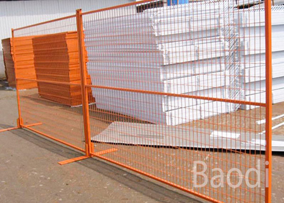 Malha provisória soldada revestida vinil do fio que cerca instalado facilmente para a construção
