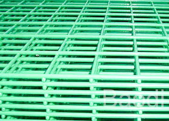 Malha soldada do fio do ferro do carbono na galvanizou dos painéis/PVC revestido