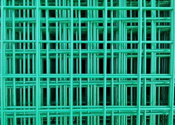 O jardim 6mm galvanizou o fio soldado Mesh Fence Peach Post