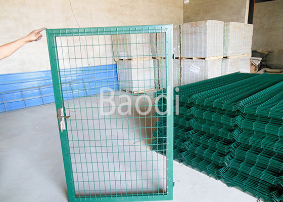 Cerca soldada PVC verde da rede de arame com a instalação das portas facilmente altura de 0,4 - de 2.5m