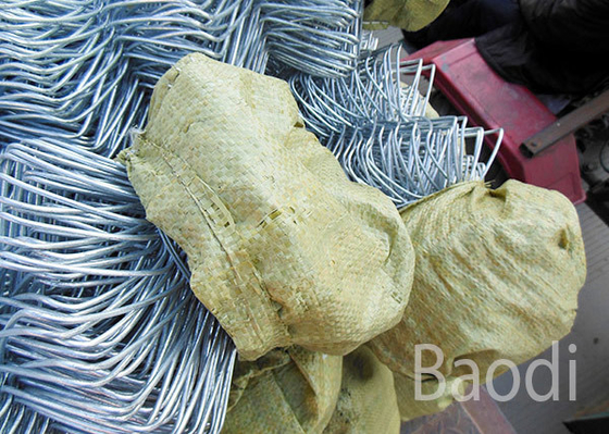 Cerca galvanizada da malha do elo de corrente do mergulho quente comprimento de rolo de 1m - de 50m de grande resistência