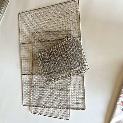 Rede de grelha de cozinha leve e duradoura Grelha de grelha de arame farpado para piqueniques Resistente ao calor 1 kg