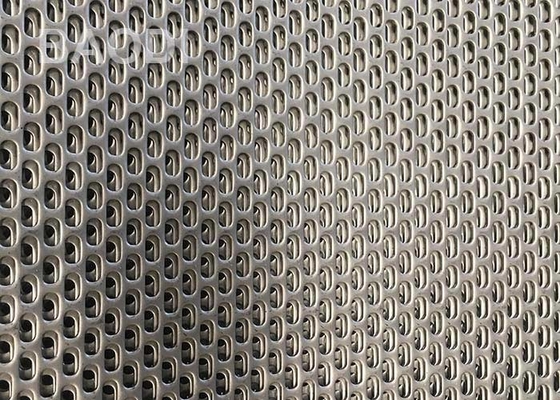 A tela entalhada 3.5mm da proteção do furo perfurou a malha de alumínio