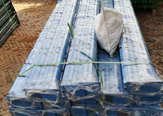 pulverização quadrada de Mesh Fence Welded Blue Powder do fio de aço do cargo de 50x100mm